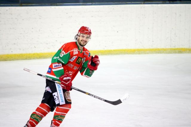 Photo hockey Division 2 - Division 2 : 18ème journée : Mont-Blanc vs Roanne - D2 : Les Yétis frappent dans le dernier col