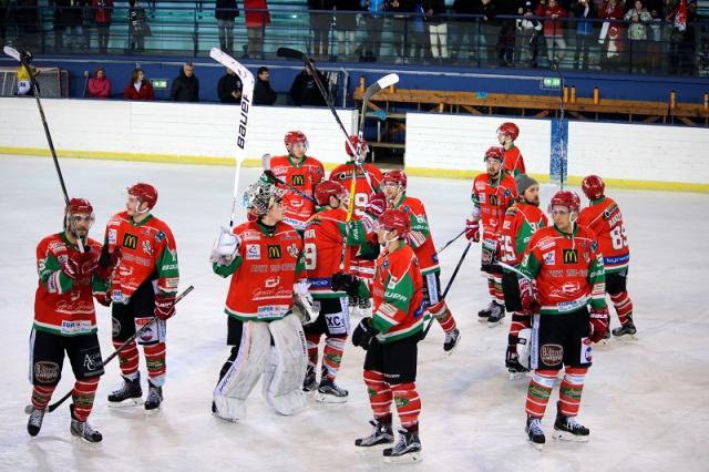Photo hockey Division 2 - Division 2 : 18ème journée : Mont-Blanc vs Roanne - D2 : Les Yétis frappent dans le dernier col
