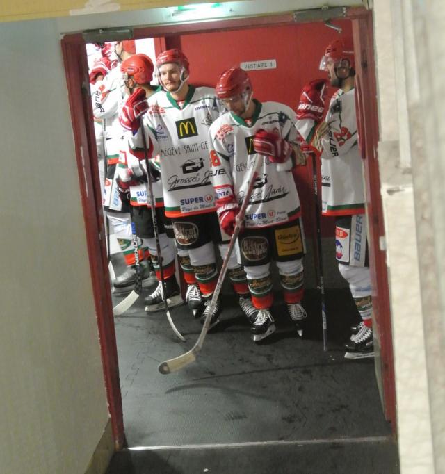 Photo hockey Division 2 - Division 2 : 2ème journée : Toulouse-Blagnac vs Mont-Blanc - Le Mont-Blanc trône dans la ville rose