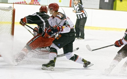 Photo hockey Division 2 - Division 2 : 2ème journée : Valence vs Vaujany - Une première réussie