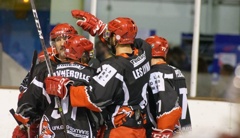 Photo hockey Division 2 - Division 2 : 2ème journée : Valence vs Vaujany - Une première réussie
