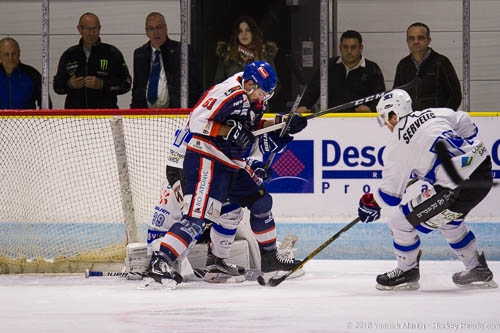 Photo hockey Division 2 - Division 2 : 2ème journée : Clermont-Ferrand vs Courchevel-Méribel-Pralognan - Clermont continue sur sa lancée