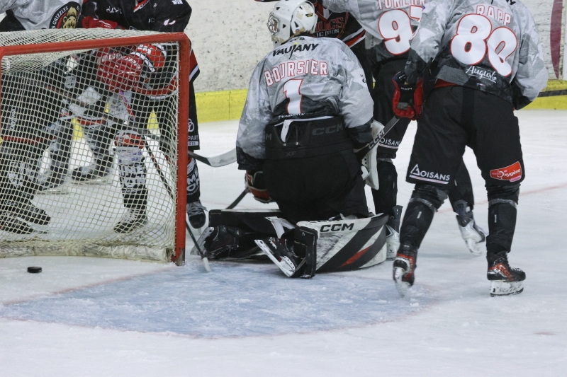 Photo hockey Division 2 - Division 2 : 2ème journée : Dijon  vs Vaujany - Les jeunes Grizzlys plus rapides