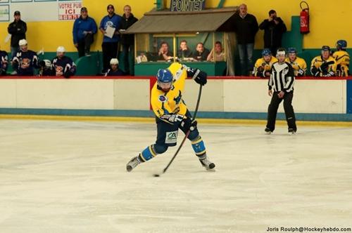 Photo hockey Division 2 - Division 2 : 3ème journée : Avignon vs Limoges - Limoges facile...