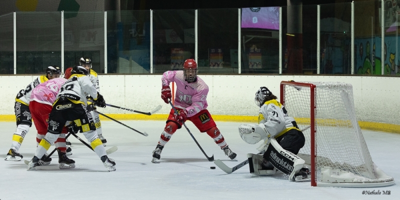 Photo hockey Division 2 - Division 2 : 3ème journée : Valence vs Roanne - Roanne, qui voyage bien, fait trébucher Valence