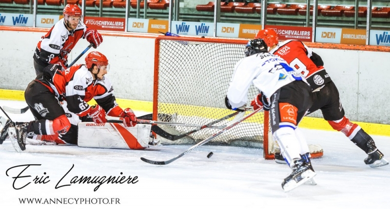 Photo hockey Division 2 - Division 2 : 4ème journée : Annecy vs Courchevel-Méribel-Pralognan - Un derby sous tension
