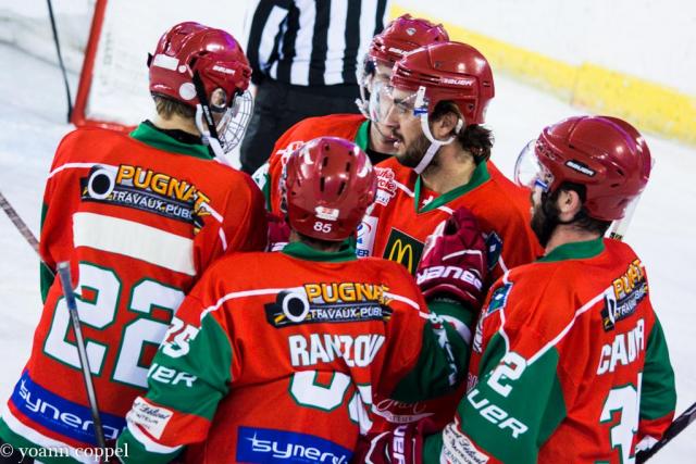 Photo hockey Division 2 - Division 2 : 4ème journée : Mont-Blanc vs Avignon - Le barrage du Castor aux Yétis