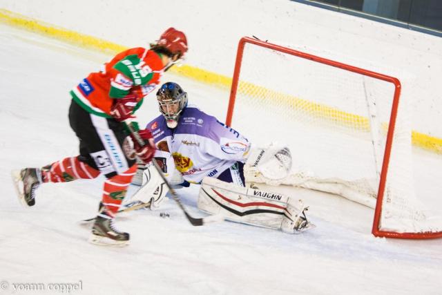 Photo hockey Division 2 - Division 2 : 4ème journée : Mont-Blanc vs Avignon - Le barrage du Castor aux Yétis