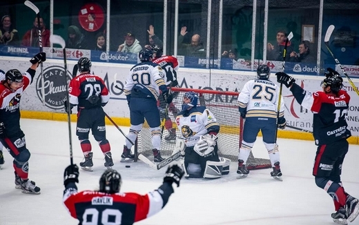Photo hockey Division 2 - Division 2 : 4ème journée : Morzine-Avoriaz vs Villard-de-Lans - Les Pingouins toujours invaincus