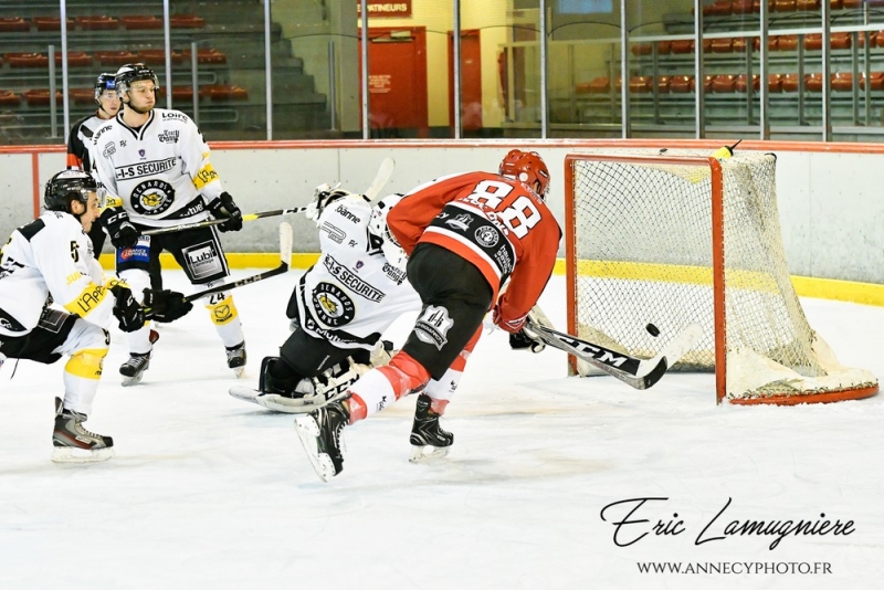 Photo hockey Division 2 - Division 2 : 5ème journée : Annecy vs Roanne - Les gardiens à l’honneur