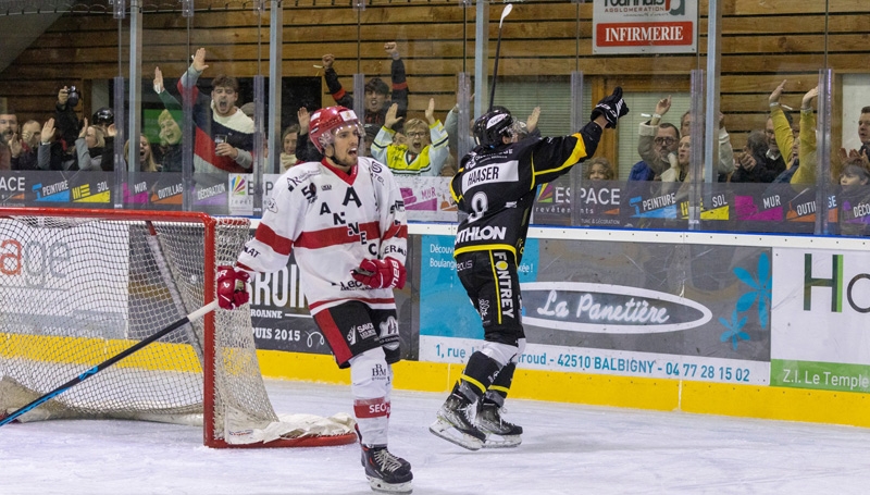Photo hockey Division 2 - Division 2 : 5ème journée : Roanne vs Annecy - Le CHR défait à la maison 