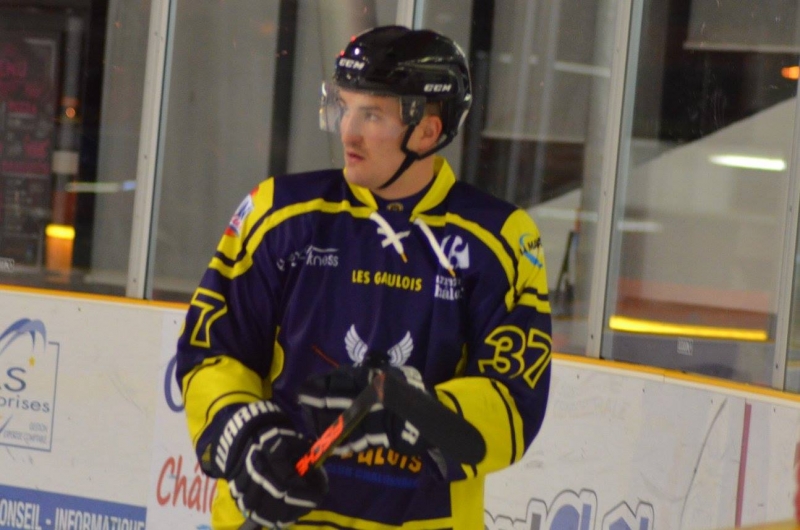 Photo hockey Division 2 - Division 2 : 6ème journée : Châlons-en-Champagne vs Paris (FV) - Les Volants explosent