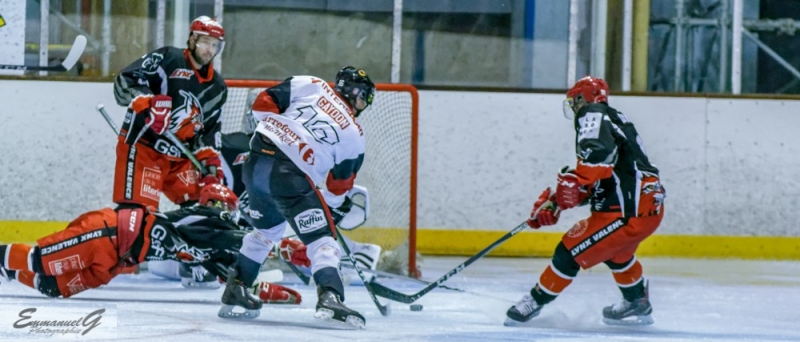 Photo hockey Division 2 - Division 2 : 6ème journée : Valence vs Morzine-Avoriaz - Les Pingouins s