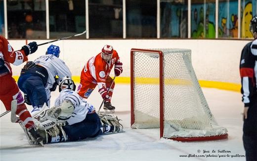 Photo hockey Division 2 - Division 2 : 7ème journée - B : Valence vs Paris (FV) - Les Lynx croquent les Français Volants