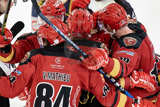 Photo hockey Division 2 - Division 2 : 7ème journée : Meudon vs Evry / Viry (EVH 91) - Les Comètes sans état d