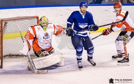 Photo hockey Division 2 - Division 2 : 7ème journée : Paris (FV) vs Amnéville - Les Français volants cédent face à Amnéville