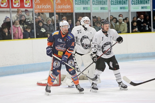 Photo hockey Division 2 - Division 2 : 8ème journée : Clermont-Ferrand vs Toulouse-Blagnac - Clermont VS Toulouse : Duel jusqu