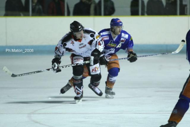 Photo hockey Division 2 - Division 2 - Clermont fait de la résistance