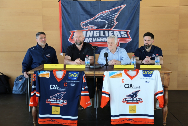 Photo hockey Division 2 - Division 2 : Clermont-Ferrand (Les Sangliers Arvernes) - Oprandi à Clermont : Un projet ambitieux tourné vers la formation et la D1