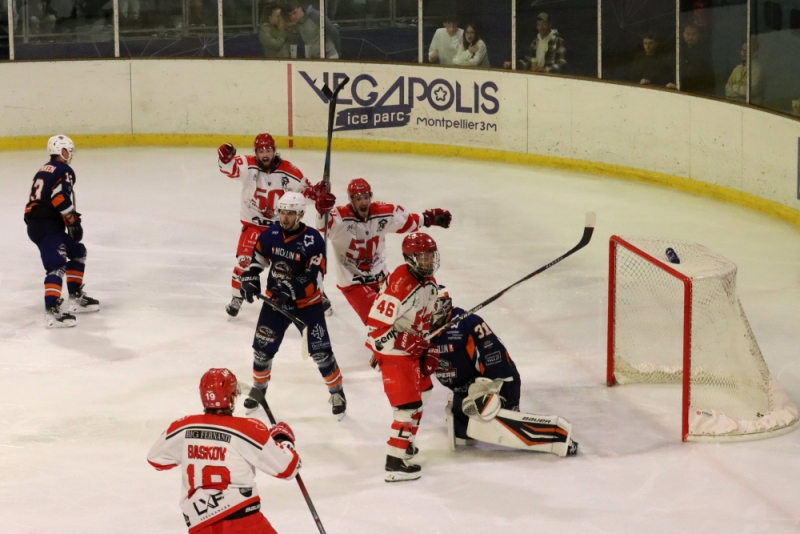 Photo hockey Division 2 - Division 2 - Finale - Match 1 : Montpellier  vs Valence - Finale M1 - Valence crée la surprise à Montpellier