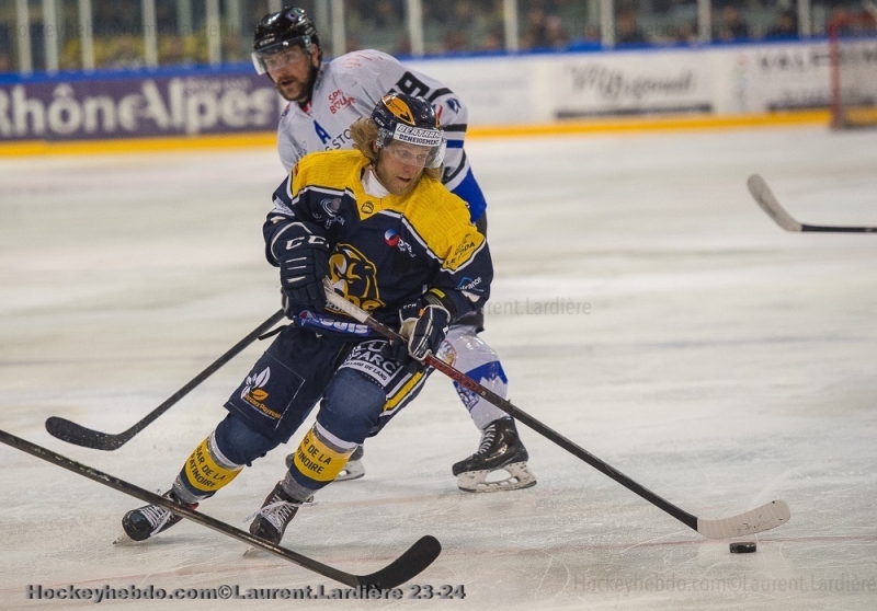 Photo hockey Division 2 - Division 2 - Finale - Match 4 : Villard-de-Lans vs Courchevel-Méribel-Pralognan - Les Ours Champions de France ! 