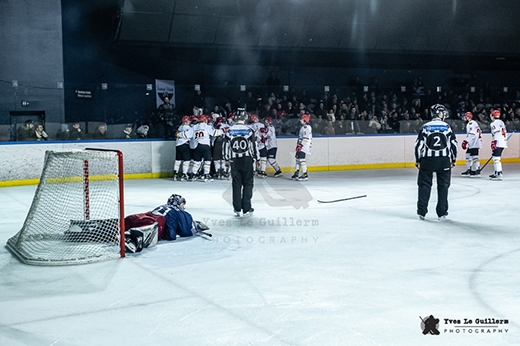 Photo hockey Division 2 - Division 2 : Play-off - 1/2 finale - Match 2 : Paris (FV) vs Meudon - Et de deux pour les Comètes.