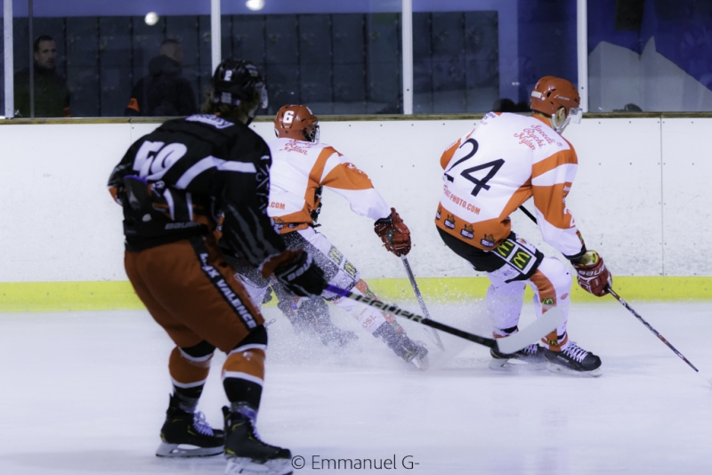 Photo hockey Division 2 - Division 2 : playoff, huitième de finale, match 1 : Valence vs Amnéville - Place au PLAY OFF