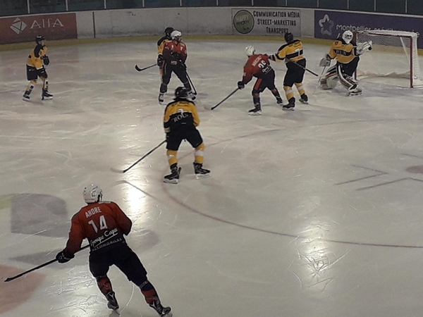 Photo hockey Division 2 - Division 2 : playoff, huitième de finale, match 2 : Montpellier  vs Rouen II - Un résultat sans surprises.