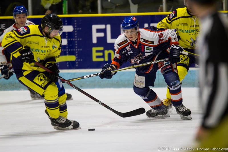 Photo hockey Division 2 - Division 2 : playoff, quart de finale, match 1 : Clermont-Ferrand vs Châlons-en-Champagne - Clermont veut y croire...