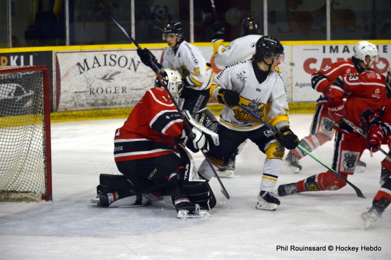 Photo hockey Division 2 - Division 2 - Poule de maintien - J4 : Dijon  vs Rouen II - Les Dragons restent en vie