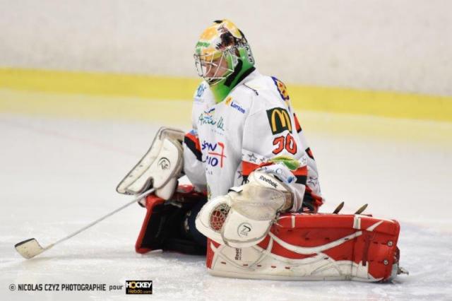 Photo hockey Division 2 - Division 2 : Wasquehal Lille (Les Lions) - Deuxième défaite en une semaine pour les Lions. 