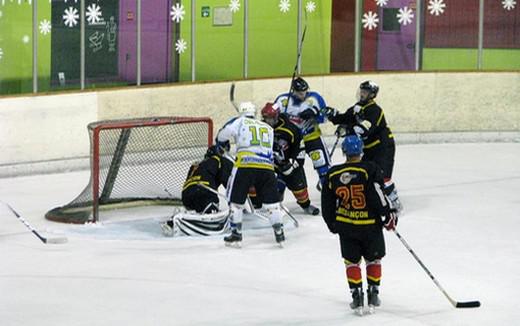 Photo hockey Division 3 - D3 : 10ème journée : Besançon vs Châlons-en-Champagne - D3 : Le crime était presque parfait