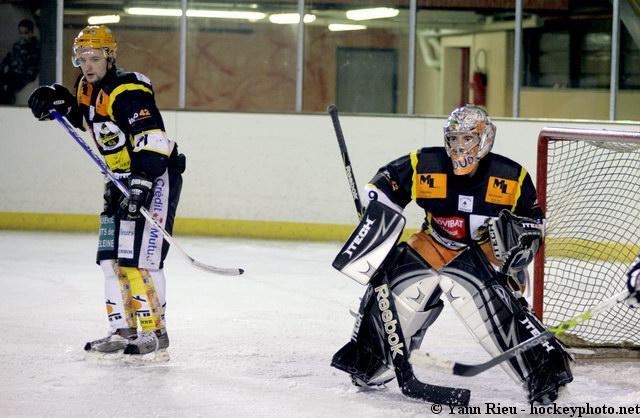 Photo hockey Division 3 - D3 : 4ème journée : Font Romeu vs Roanne - Sur le fil...