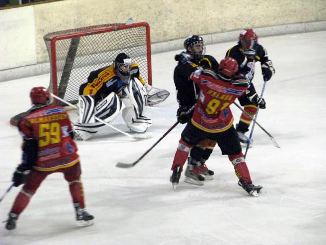 Photo hockey Division 3 - D3 : 7ème journée : Besançon vs Morzine-Avoriaz II - On retiendra la victoire