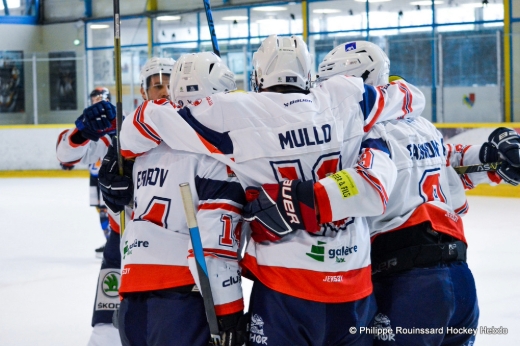 Photo hockey Division 3 - D3 - carré final - J1 : Châlons-en-Champagne vs Luxembourg - Premier coup de vent 
