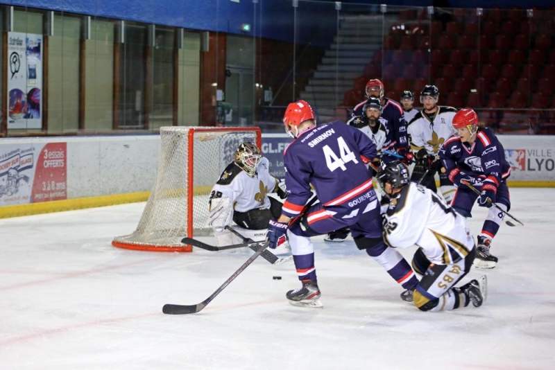 Photo hockey Division 3 - D3 - carré final - J1 : Lyon vs Dammarie-les-Lys - Pas si simple