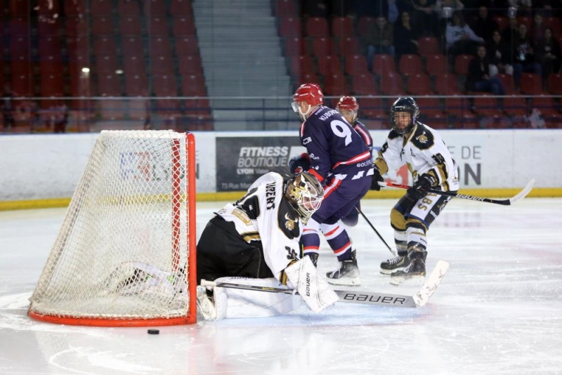 Photo hockey Division 3 - D3 - carré final - J1 : Lyon vs Dammarie-les-Lys - Pas si simple