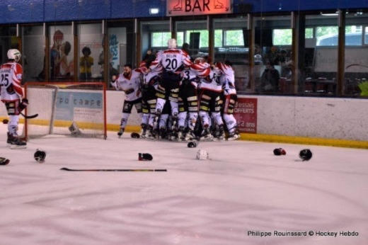 Photo hockey Division 3 - D3 - carré final - J3 : Lyon vs La Roche-sur-Yon - La Roche sur (L)yon