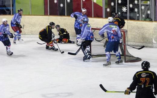 Photo hockey Division 3 - D3 : journée du 02/02/2013 : Besançon vs Epinal  - Nage en eaux troubles