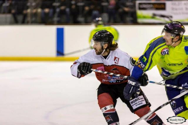 Photo hockey Division 3 - D3 : journée du 02/11/2013 : Valenciennes vs Châlons-en-Champagne - Difficile !