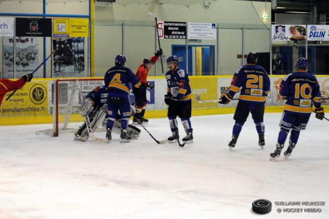 Photo hockey Division 3 - D3 : journée du 06/12/2014 : Dijon II vs Besançon - Il n