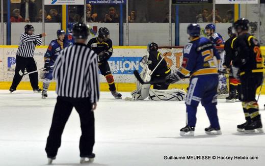 Photo hockey Division 3 - D3 : journée du 11/01/2014 : Dijon II vs Besançon - Rapidité et cohésion sont la recette du succès
