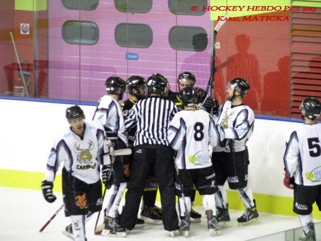 Photo hockey Division 3 - D3 : journée du 21/12/2013 : Besançon vs Dammarie-les-Lys - L