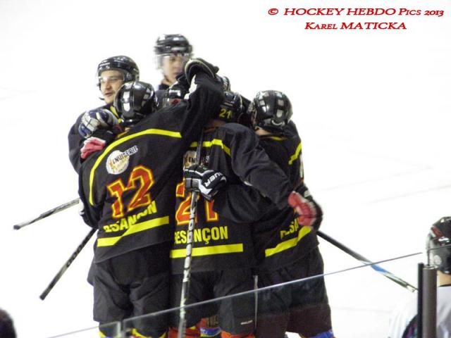 Photo hockey Division 3 - D3 : journée du 21/12/2013 : Besançon vs Dammarie-les-Lys - L