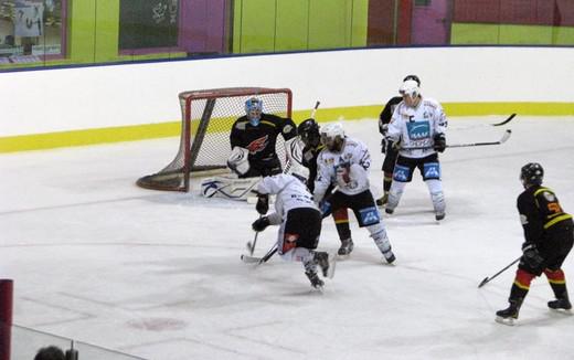 Photo hockey Division 3 - D3 : journée du 25/01/2014 : Besançon vs Colmar - Une der qui a du panache