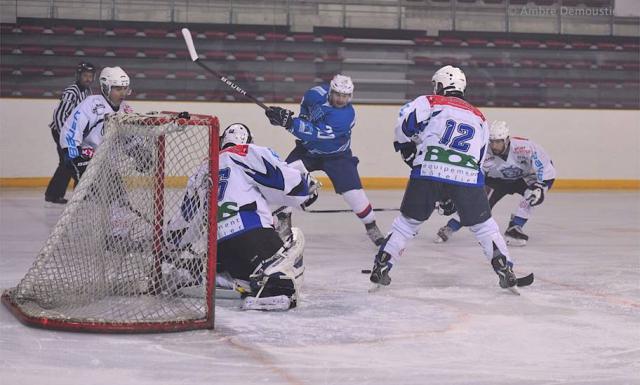 Photo hockey Division 3 - D3 : journée du 25/10/2014 : Marseille vs Val Vanoise II - Le MHC confirme son statut