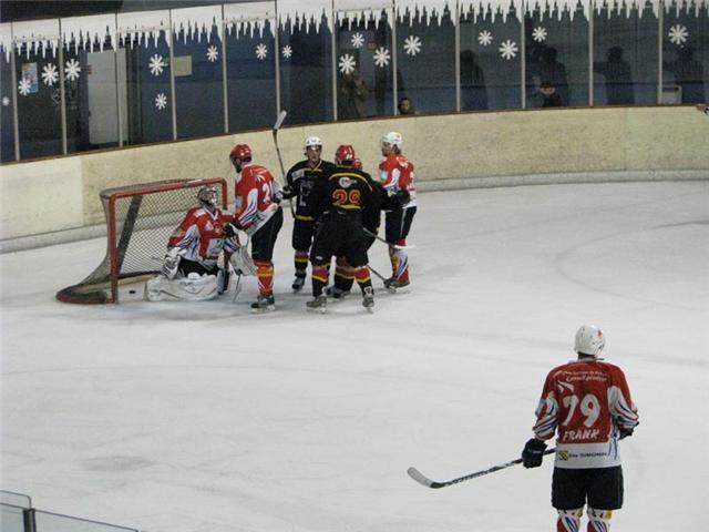 Photo hockey Division 3 - D3 - Play Off : Besançon vs Belfort  - D3 : Courage et abnégation n