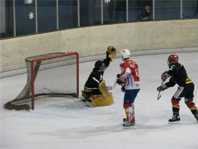 Photo hockey Division 3 - D3 - Play Off : Besançon vs Belfort  - D3 : Courage et abnégation n