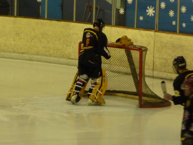 Photo hockey Division 3 - D3 - Play Off : Besançon vs Villard-de-Lans II - D3 : Les Remparts trop hauts pour les Ours