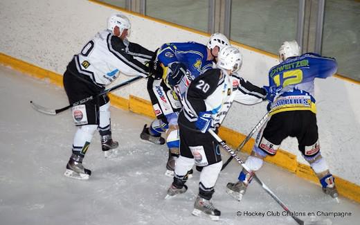 Photo hockey Division 3 - D3 : Play Off : Châlons-en-Champagne vs Briançon II - Dommage !